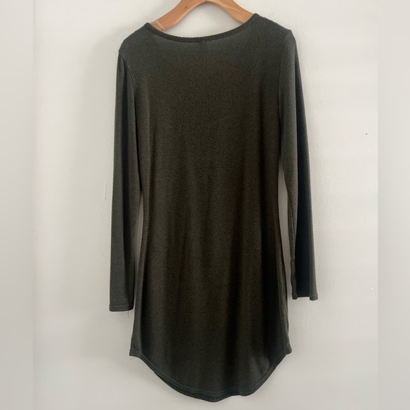 Super Soft Lightweight Sweater Dress / Tunic Sz M fits Small Dark Green / Gray - Picture 2 of 3